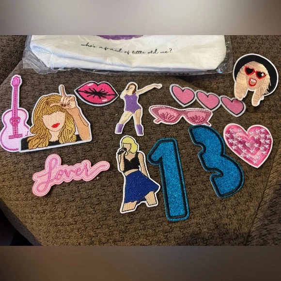 🩷🩵Taylor swift Colorful Embroidered Patches Set🩷🩵 - Picture 5 of 6